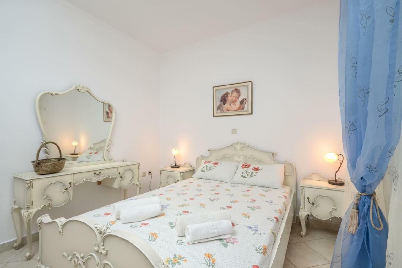 Independent Agapitos Apart , 2Bdrm, Private Patio Naxos City Ngoại thất bức ảnh